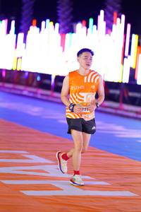 BIB: 215
                            <button type="button" onclick="openModal(22939318)" class="btn btn-primary btn-sm float-right btn-popup" data-toggle="modal" data-target=".modal-high-quality">
                        <i class="fas fa-shopping-cart"></i> Add to Cart
                    </button>
                                            <button type="button" onclick="isThisMe(22939318, true)" class="btn btn-success btn-sm float-right btn-popup btn-isme hidden" data-toggle="tooltip" data-placement="bottom" title="นี่คือรูปของคุณใช่ไหม คลิกที่นี่เพื่อเอาเข้าอัลบั้ม">
                        <i class="fas fa-plus"></i> Add to album
                    </button>
                    <button type="button" onclick="isThisMe(22939318, false)" class="btn btn-warning btn-sm float-right btn-popup btn-isnotme hidden">
                        <i class="fas fa-ban"></i> Remove from album
                    </button>